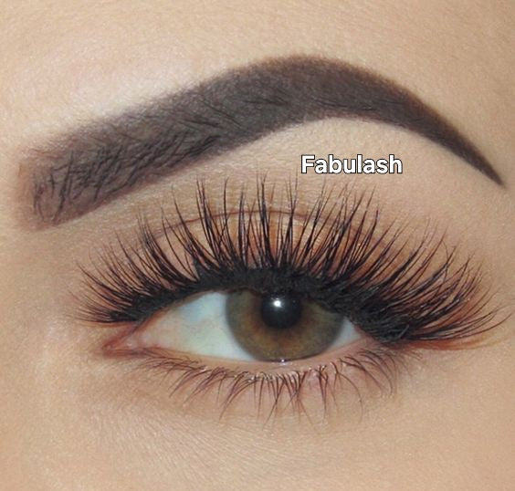 DIY Eyelash plastic case + bond and remover by MinuLashes