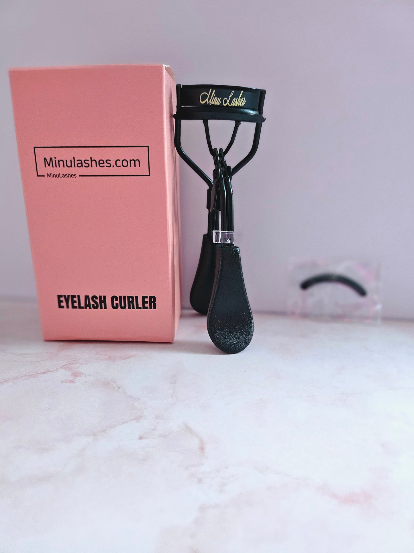 MinuLashes Eyelash Curler