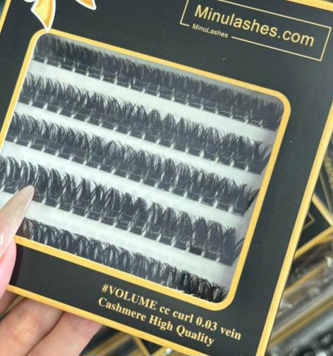 MinuLashes DIY Lash Clusters - Volume 0.03 Vein - 102 Pieces (10mm, 12mm, 14mm, 16mm, 18mm) + brush